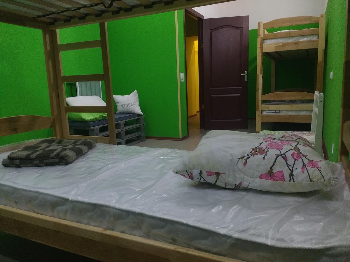 Yourhostel Дорогожичи Kiev Esterno foto